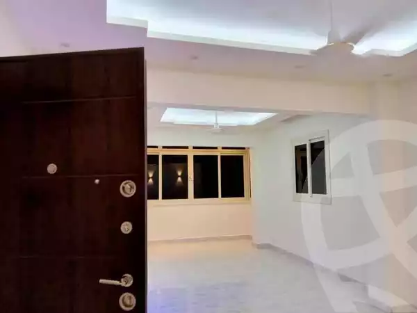 https://aqarmap.com.eg/en/listing/5478705-for-sale-cairo-heliopolis-gesr-elsuez-ibn-sender-square