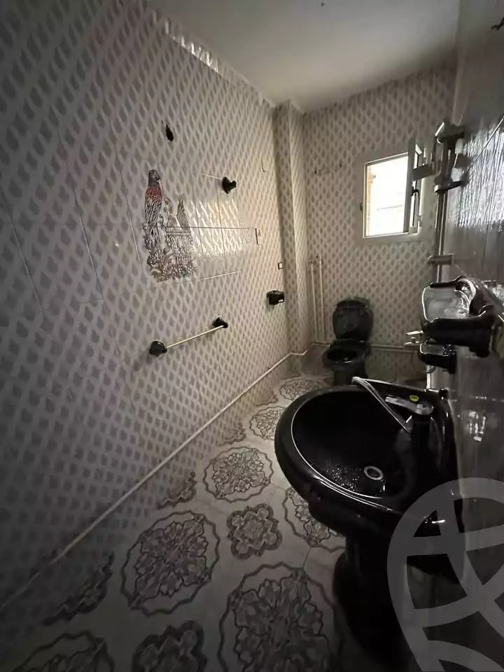 https://aqarmap.com.eg/en/listing/5480106-for-sale-cairo-15th-of-may-mjwr-28