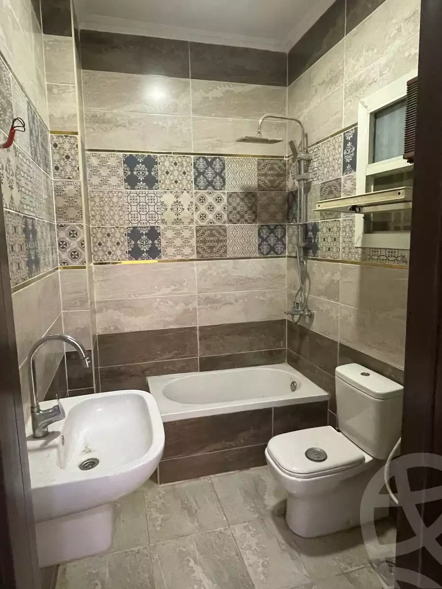 https://aqarmap.com.eg/en/listing/5484073-for-sale-cairo-6th-of-october-hadaeq-october-kmbwnd-fy-hdyq-ktwbr-djlh-blmz-m-mr-lmrshdy