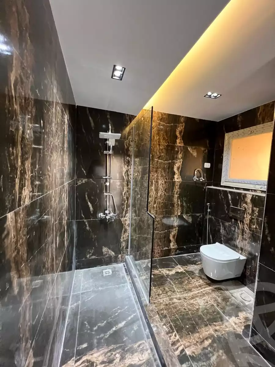 https://aqarmap.com.eg/en/listing/5484950-for-sale-cairo-el-sheikh-zayed-city-compounds-el-khamayel
