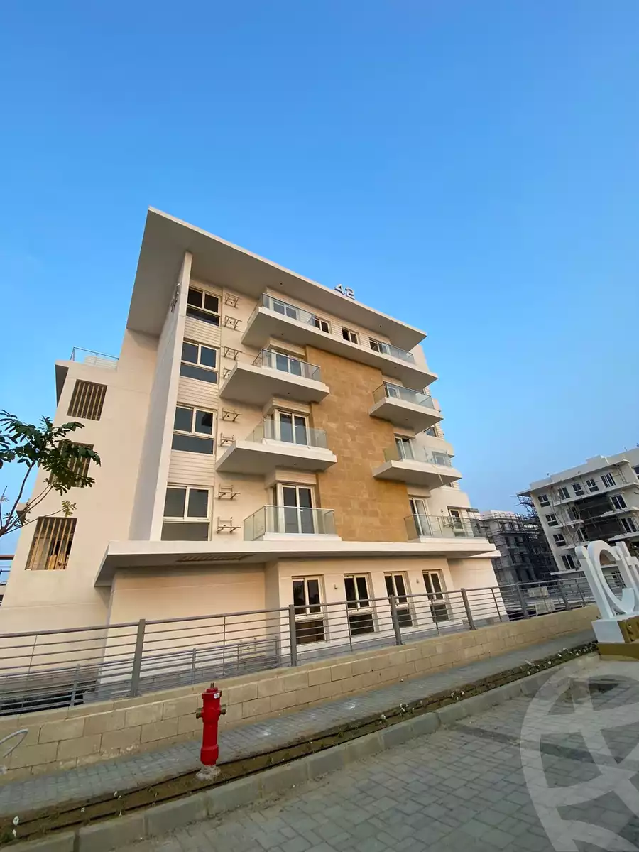 https://aqarmap.com.eg/ar/listing/5485885-for-sale-cairo-6th-of-october-compounds-mountain-view-icity-october
