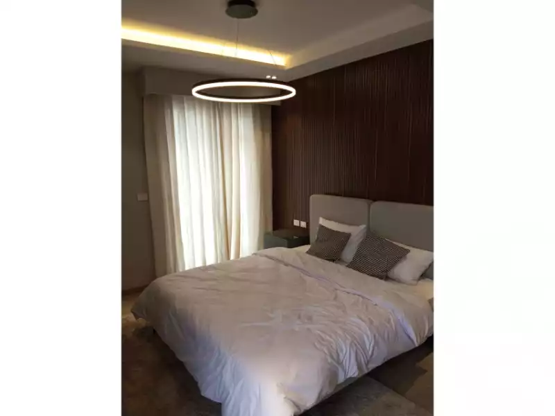 https://aqarmap.com.eg/en/listing/5485928-for-sale-cairo-el-sheikh-zayed-city-compounds-kmbwnd-fyldj-wyst-dr-llttwyr