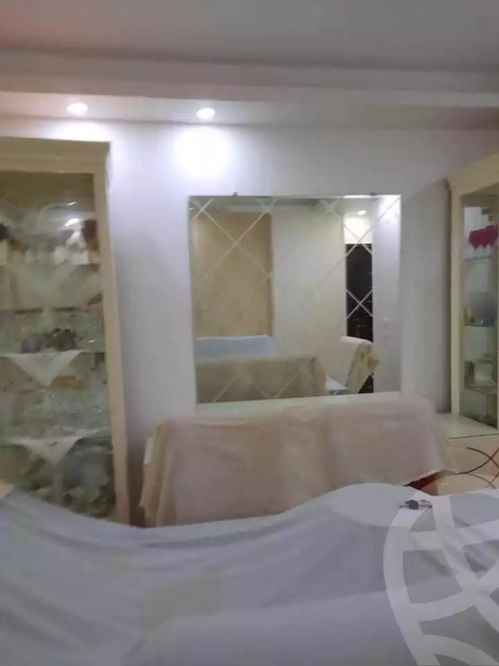 https://aqarmap.com.eg/ar/listing/5486094-for-sale-cairo-hadayek-el-ahram-mntq-n