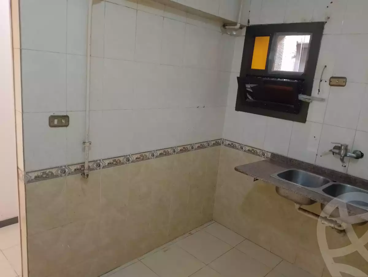 https://aqarmap.com.eg/ar/listing/6161251-for-sale-cairo-madinat-el-salam-gamal-abd-el-nasser