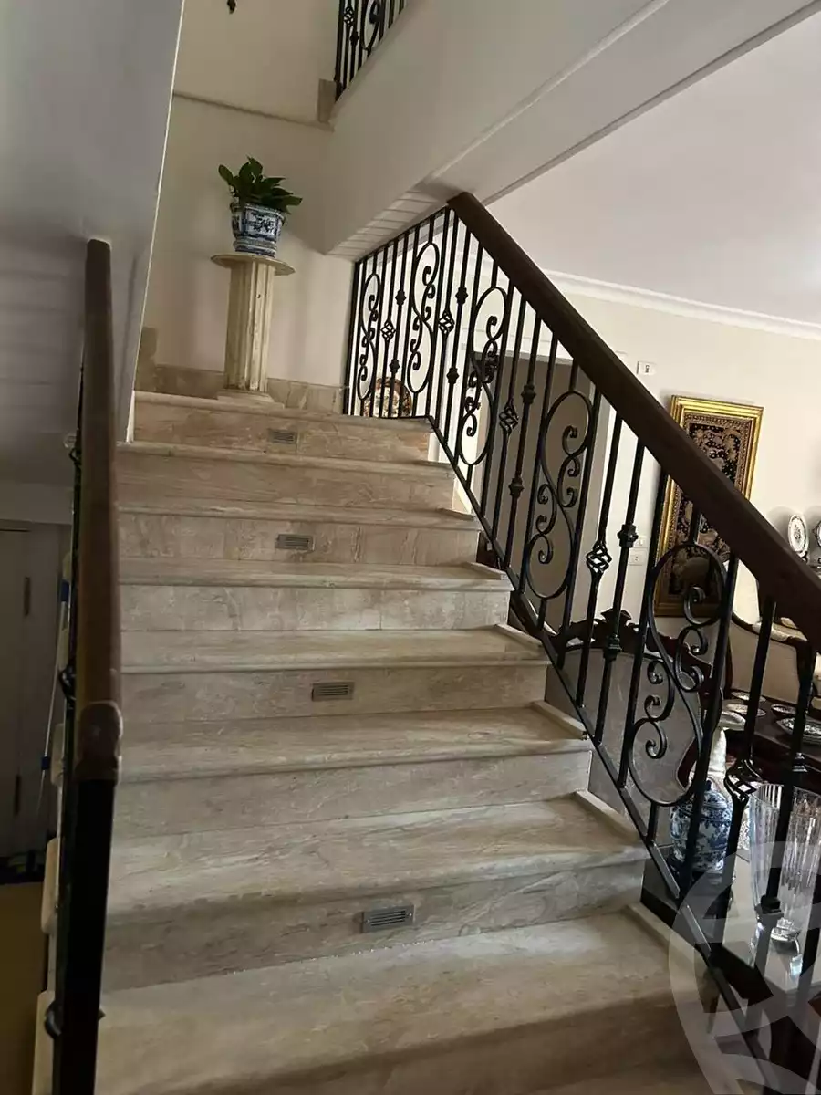 https://aqarmap.com.eg/en/listing/5491165-for-sale-cairo-el-sheikh-zayed-city-compounds-green-3