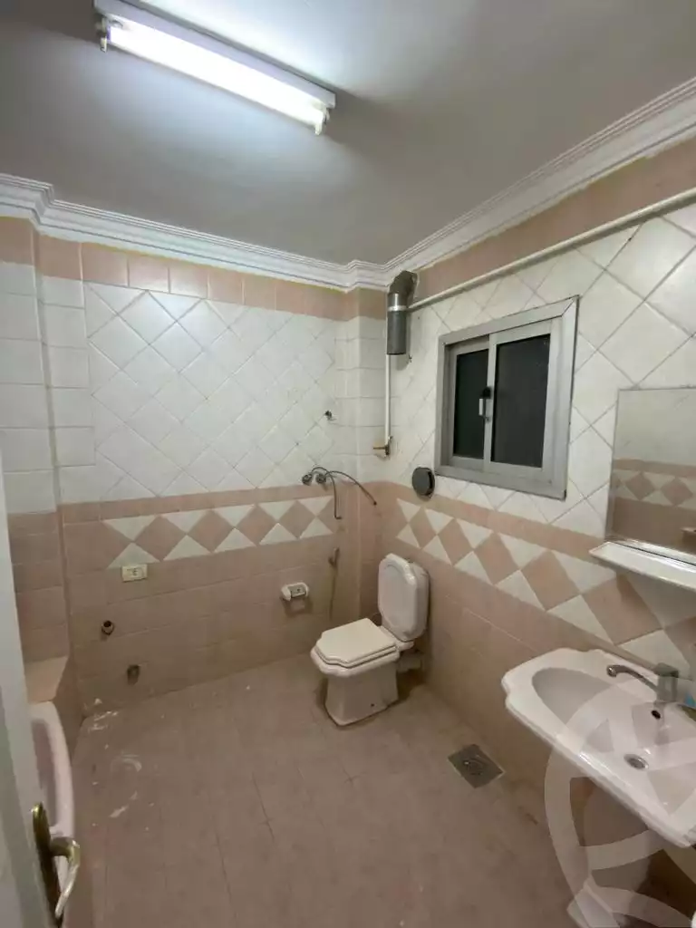 https://aqarmap.com.eg/en/listing/5511390-for-sale-cairo-el-haram-shareaa-khatem-el-morsalen