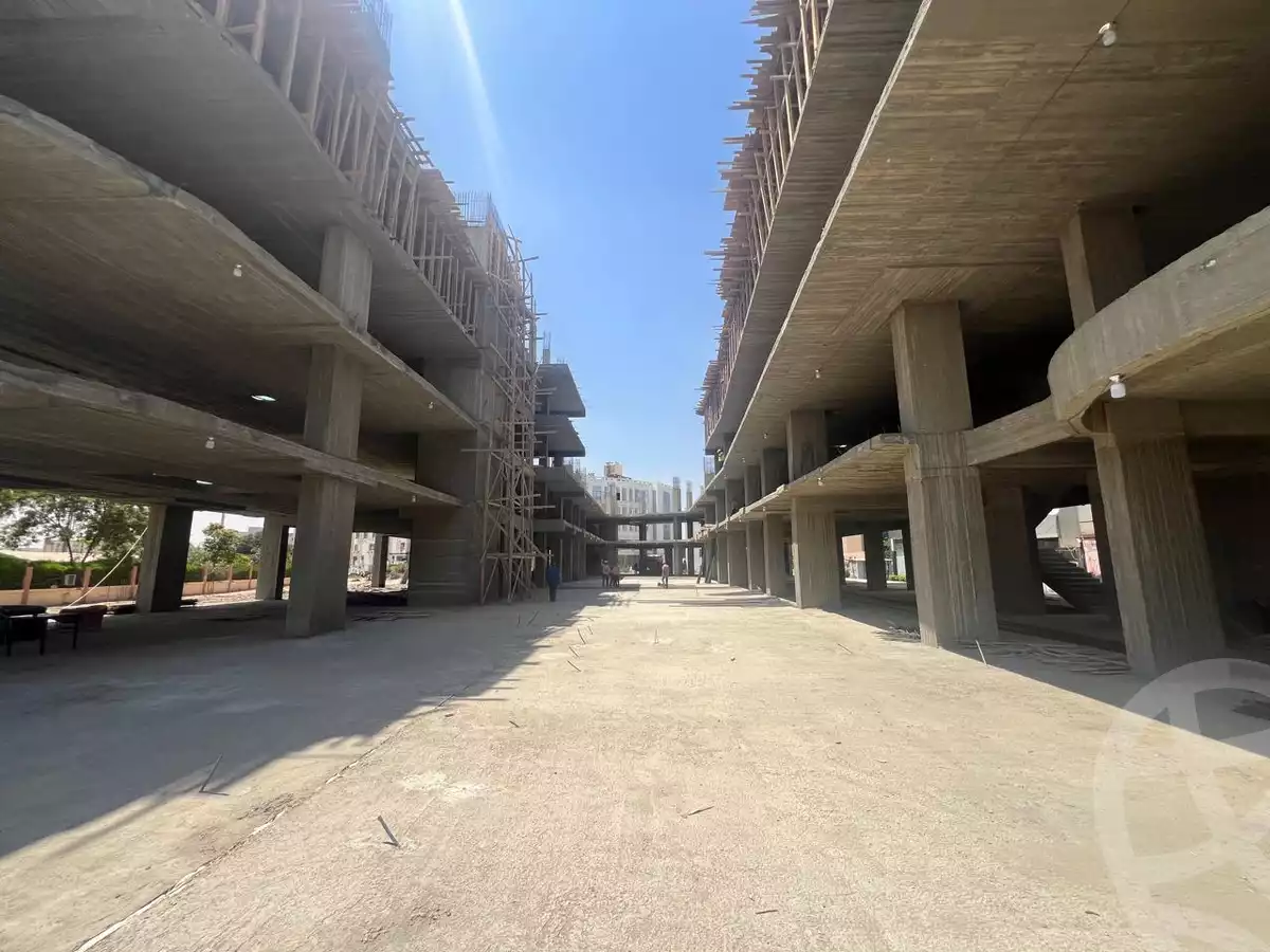 https://aqarmap.com.eg/en/listing/5513429-for-sale-cairo-el-sheikh-zayed-city-compounds-101-mall