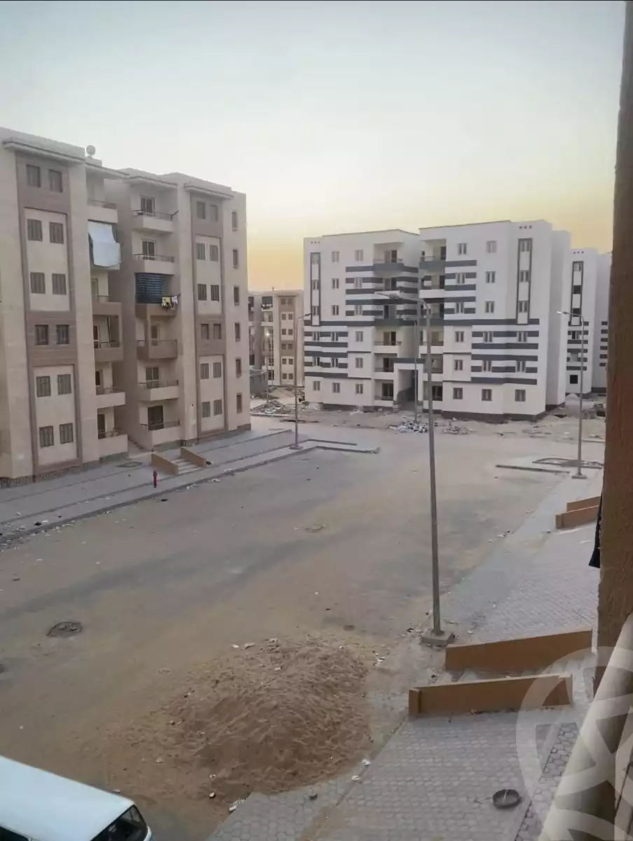 https://aqarmap.com.eg/en/listing/5525091-for-sale-cairo-15th-of-may-manteqat-el-90-fadan