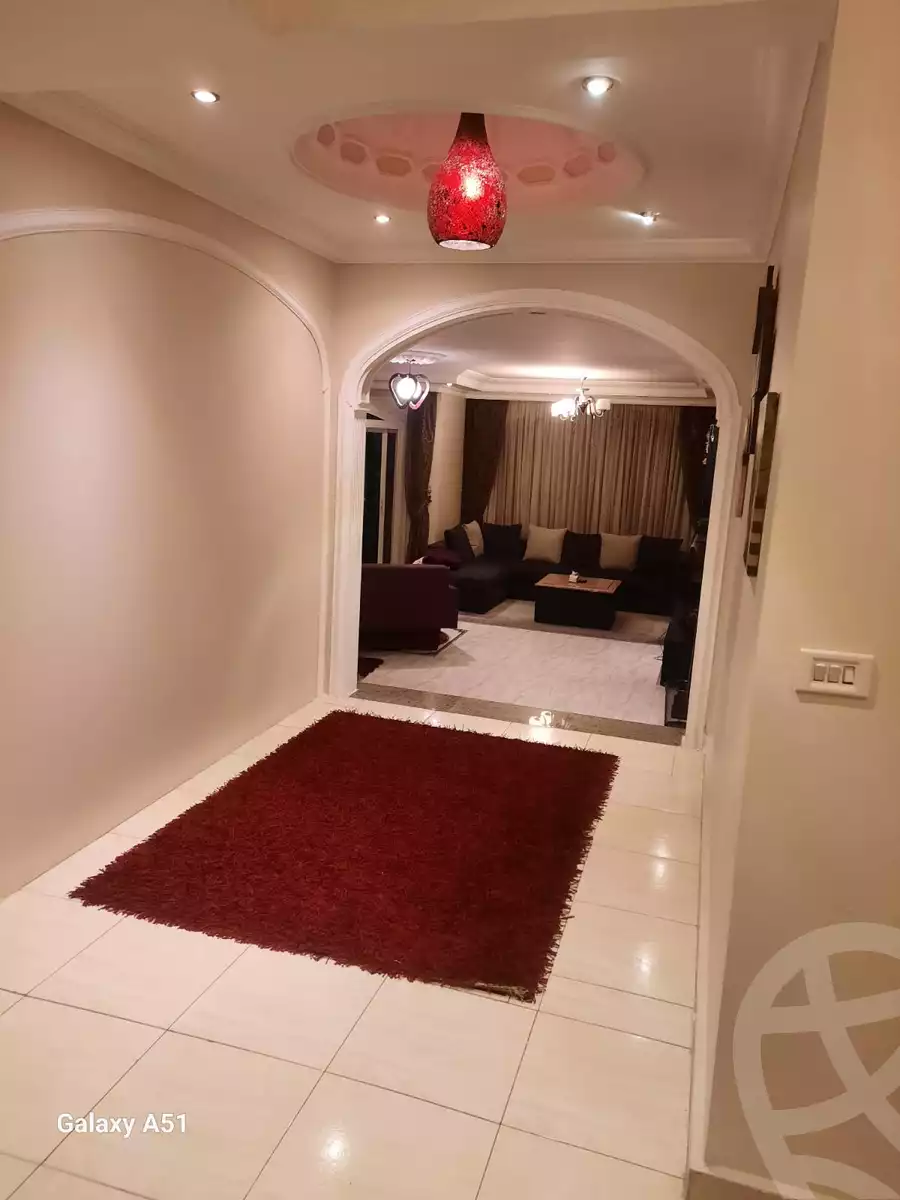 https://aqarmap.com.eg/en/listing/5528136-for-sale-cairo-new-cairo-el-ahyaa-fifth-neighborhood-street-6