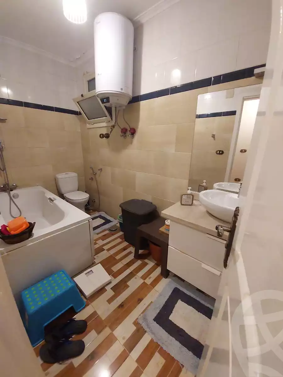 https://aqarmap.com.eg/en/listing/5529816-for-sale-cairo-nasr-city-9th-zone-el-hoda-st