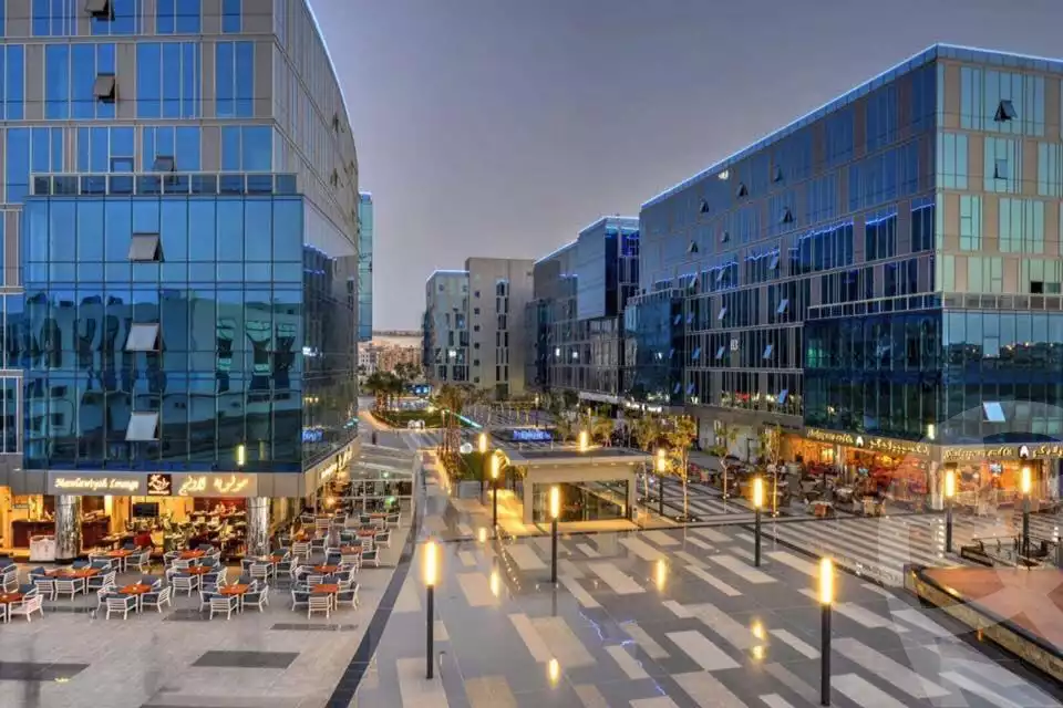 https://aqarmap.com.eg/en/listing/5533360-for-sale-cairo-el-sheikh-zayed-city-compounds-capital-business-park