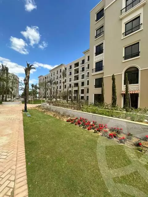 https://aqarmap.com.eg/ar/listing/5533633-for-sale-cairo-el-sheikh-zayed-city-compounds-kmbwnd-fyldj-wyst-dr-llttwyr
