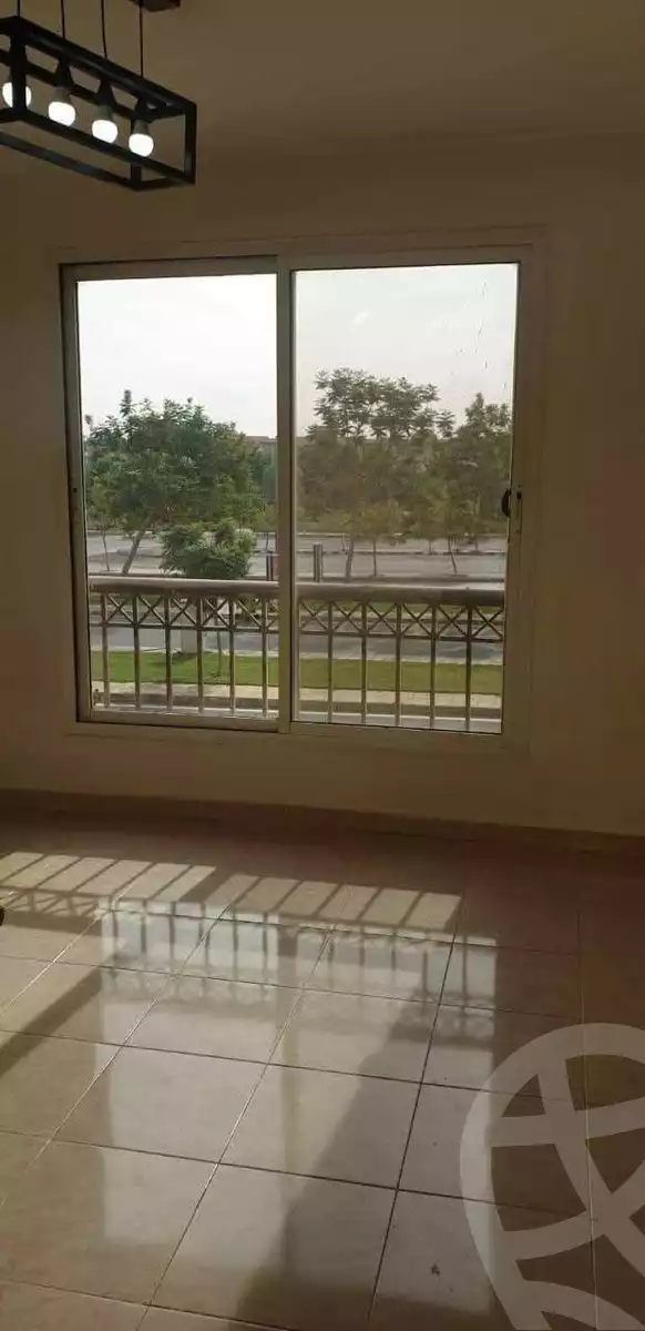 https://aqarmap.com.eg/ar/listing/5534195-for-sale-cairo-new-cairo-compounds-hyde-park-greens-hyde-park-compound