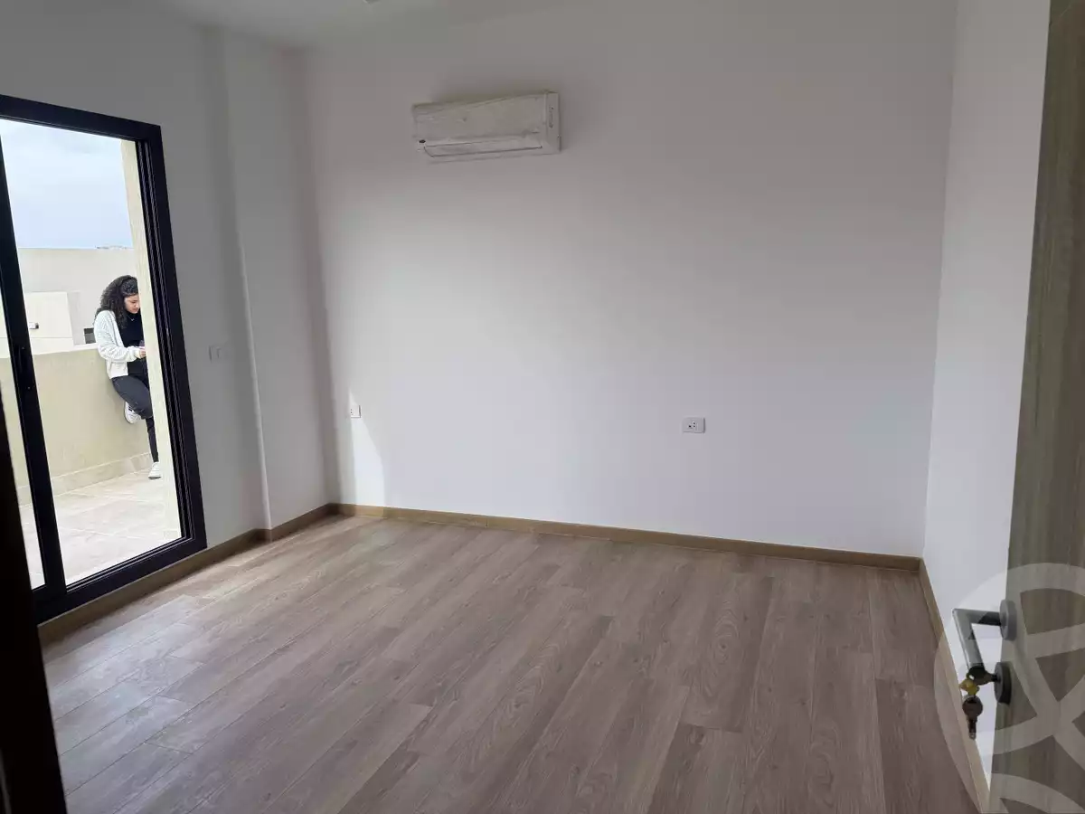 https://aqarmap.com.eg/ar/listing/5534516-for-sale-cairo-new-cairo-compounds-mwn-ryzydns-lmrsm-llttwyr
