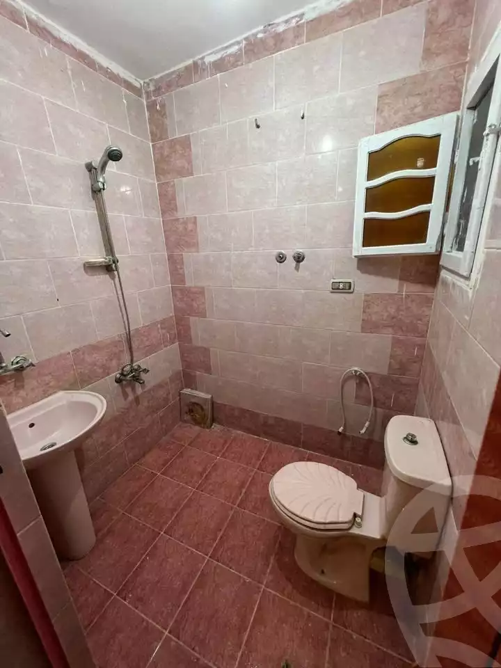 https://aqarmap.com.eg/ar/listing/5831721-for-sale-alexandria-l-jmy-lbytsh-el-saleheen-mosque-st