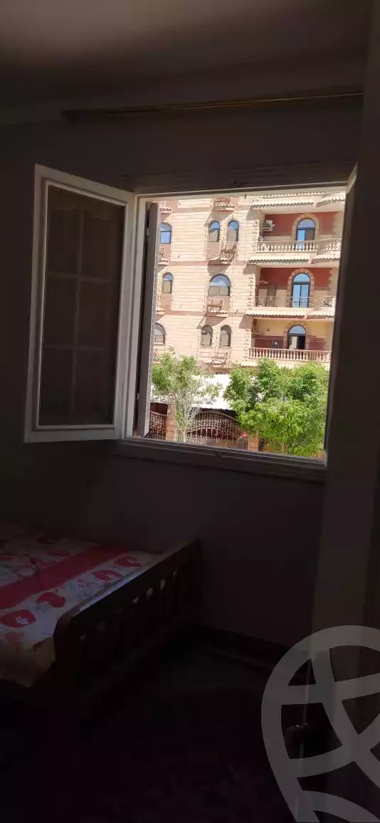 https://aqarmap.com.eg/en/listing/5535710-for-sale-cairo-6th-of-october-el-ahyaa-neighborhood-11th