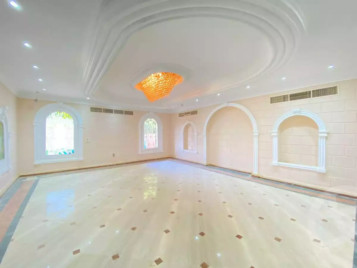 https://aqarmap.com.eg/ar/listing/5537780-for-sale-cairo-el-sheikh-zayed-city-compounds-el-rabwa