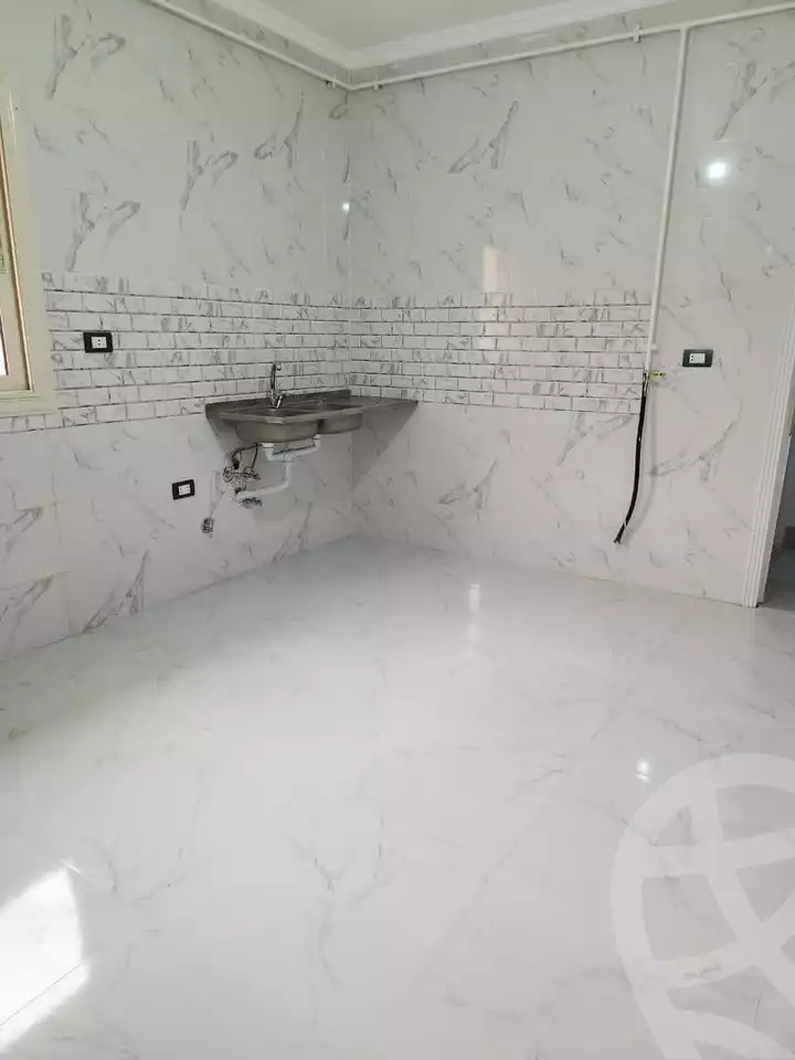 https://aqarmap.com.eg/en/listing/5549890-for-rent-cairo-mokattam-lhdb-l-ly-street-83