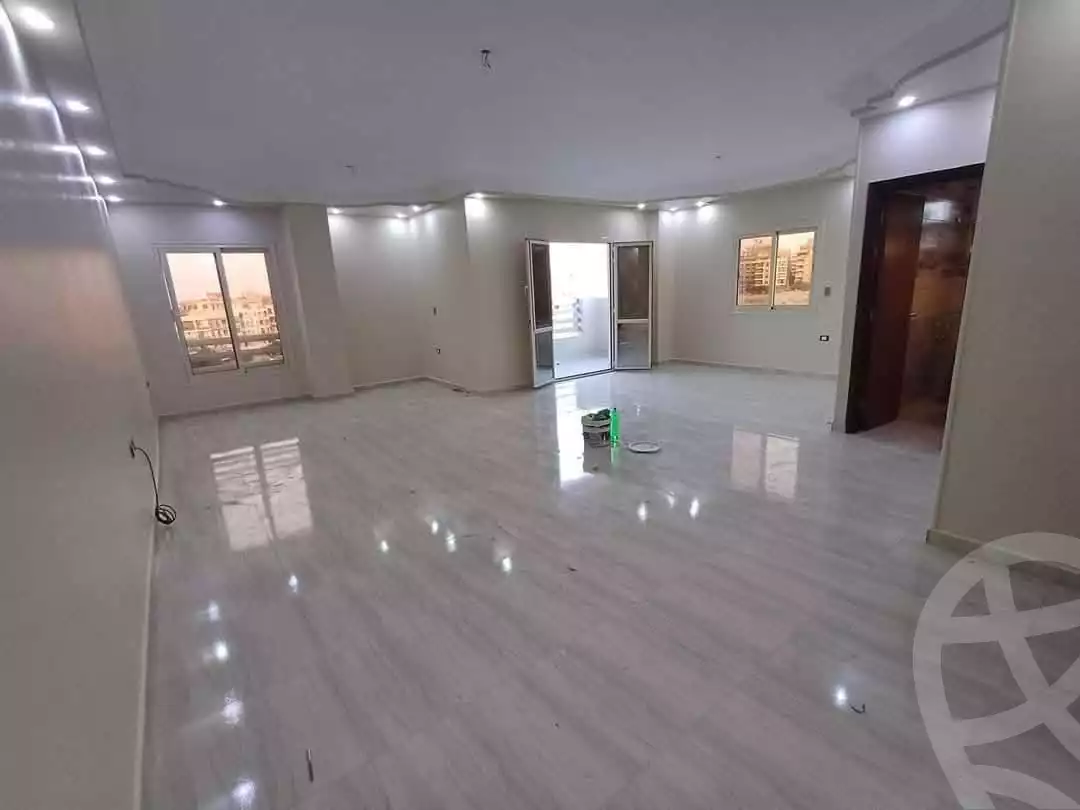 https://aqarmap.com.eg/en/listing/5550154-for-rent-cairo-mokattam-lhdb-l-ly