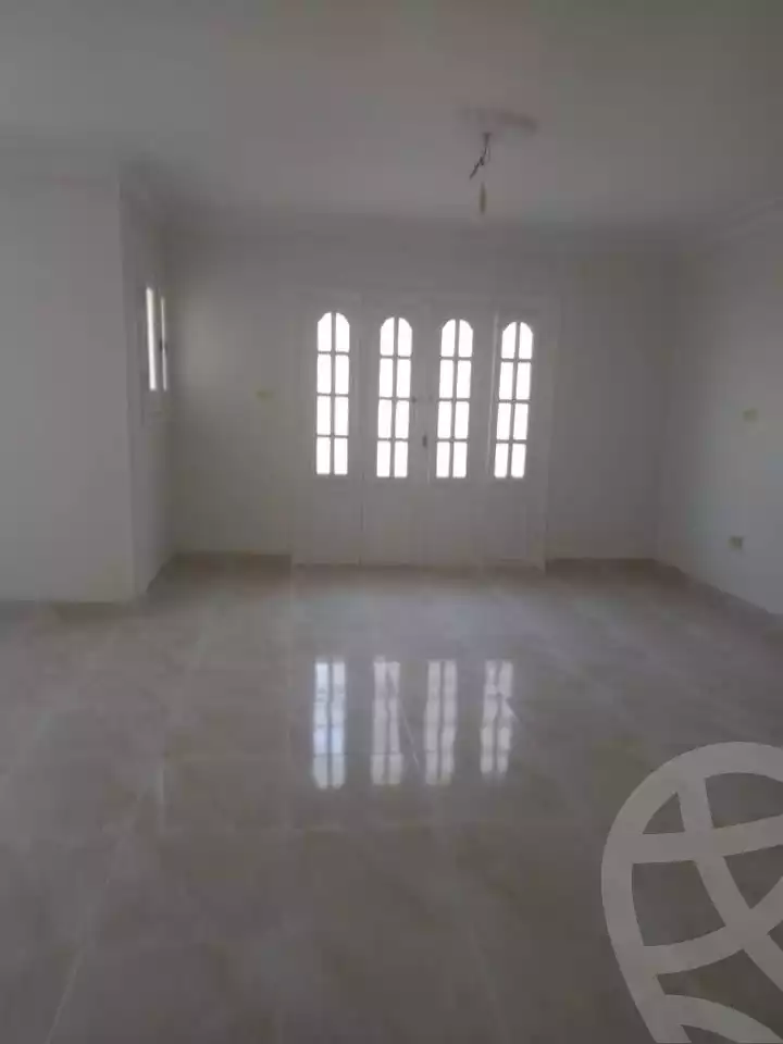 https://aqarmap.com.eg/ar/listing/5552165-for-rent-cairo-mokattam-lhdb-l-ly