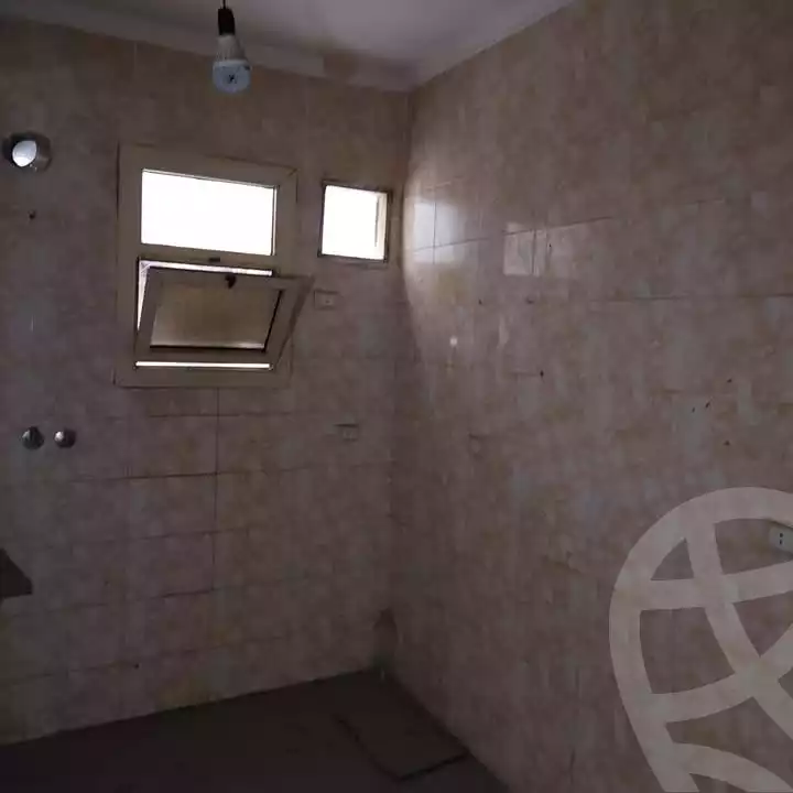 https://aqarmap.com.eg/ar/listing/5552481-for-sale-cairo-helwan-helwan-el-sharkeya-gaafar-st