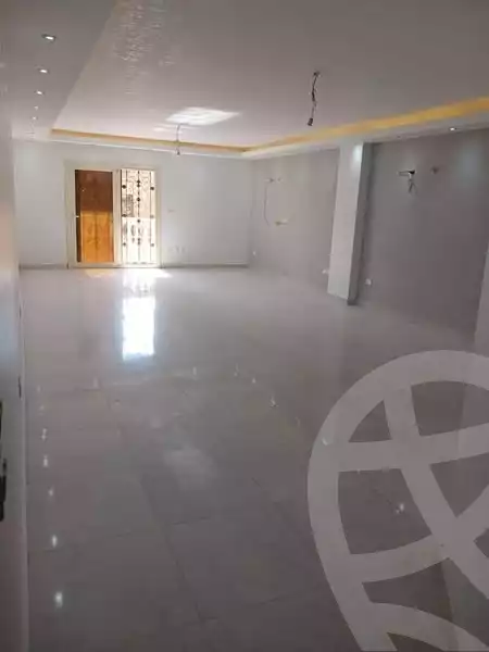 https://aqarmap.com.eg/en/listing/5553978-for-rent-cairo-mokattam-lhdb-l-ly-shareaa-9