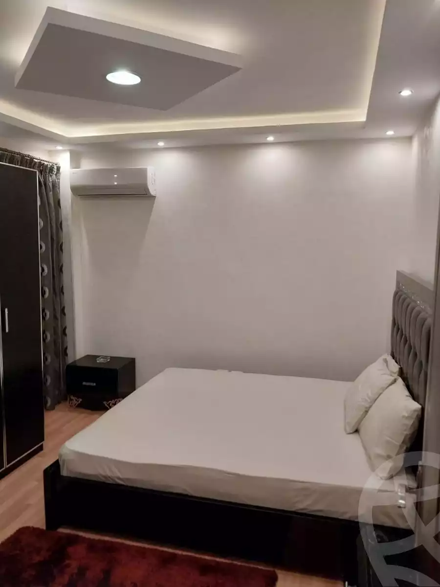 https://aqarmap.com.eg/en/listing/5554185-for-rent-cairo-new-cairo-lrhb-city-phase-5-talaat-mostafa-st
