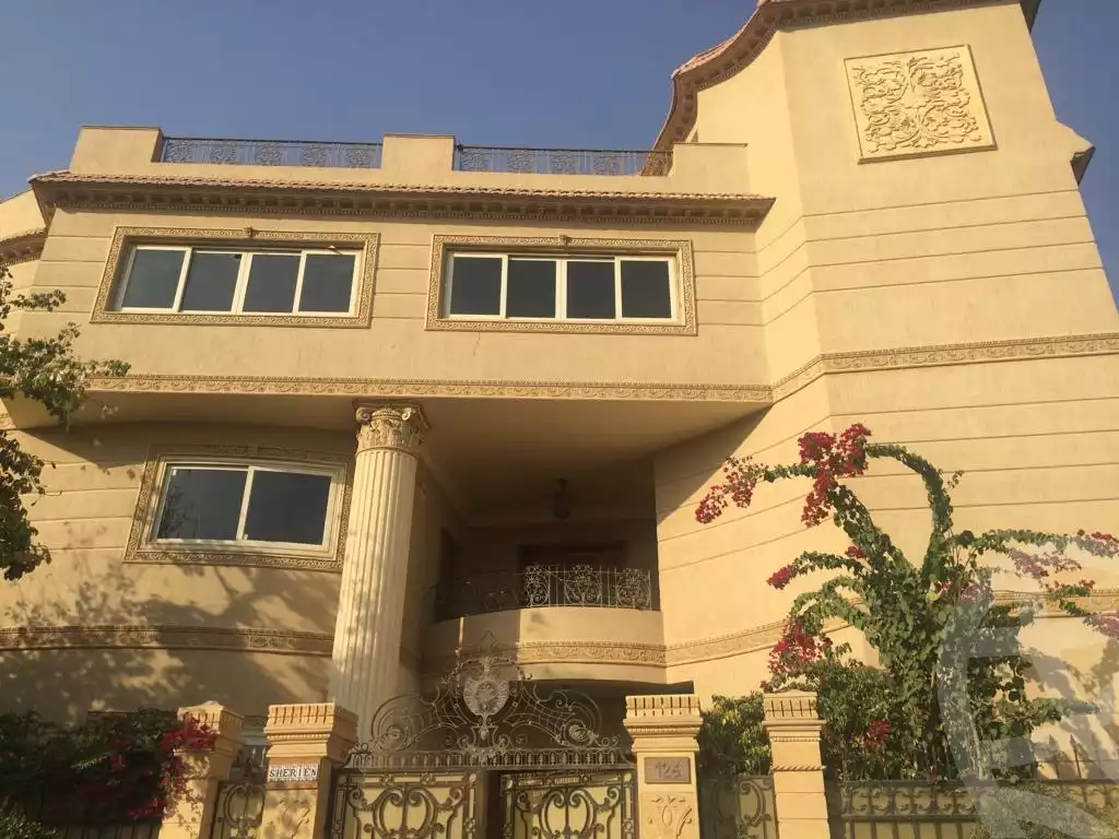 https://aqarmap.com.eg/en/listing/5556391-for-sale-cairo-new-cairo-el-ahyaa-first-neighborhood-street-2
