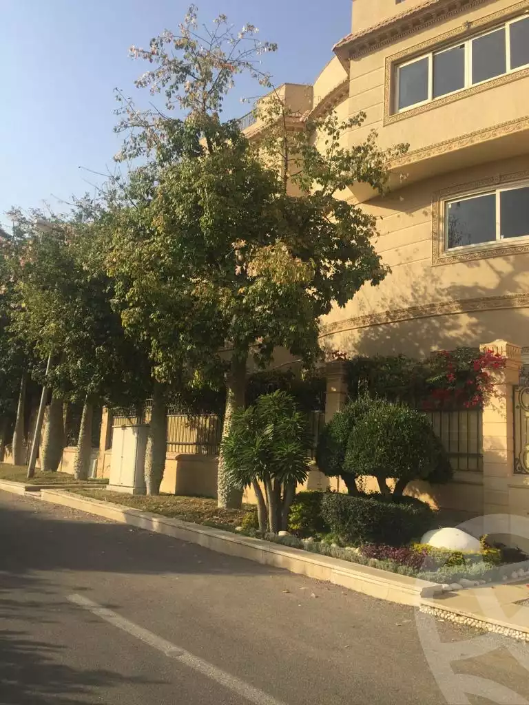 https://aqarmap.com.eg/en/listing/5556391-for-sale-cairo-new-cairo-el-ahyaa-first-neighborhood-street-2
