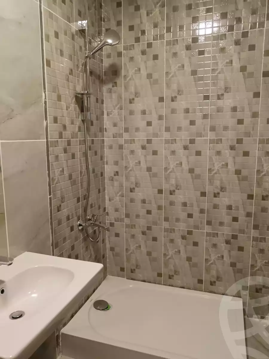 https://aqarmap.com.eg/en/listing/5556642-for-rent-cairo-new-cairo-compounds-el-deyar-mokhabarat