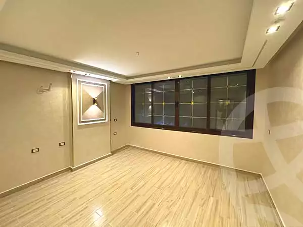 https://aqarmap.com.eg/ar/listing/5562304-for-sale-cairo-faisal-kafr-tohormos-queen-nazli-st