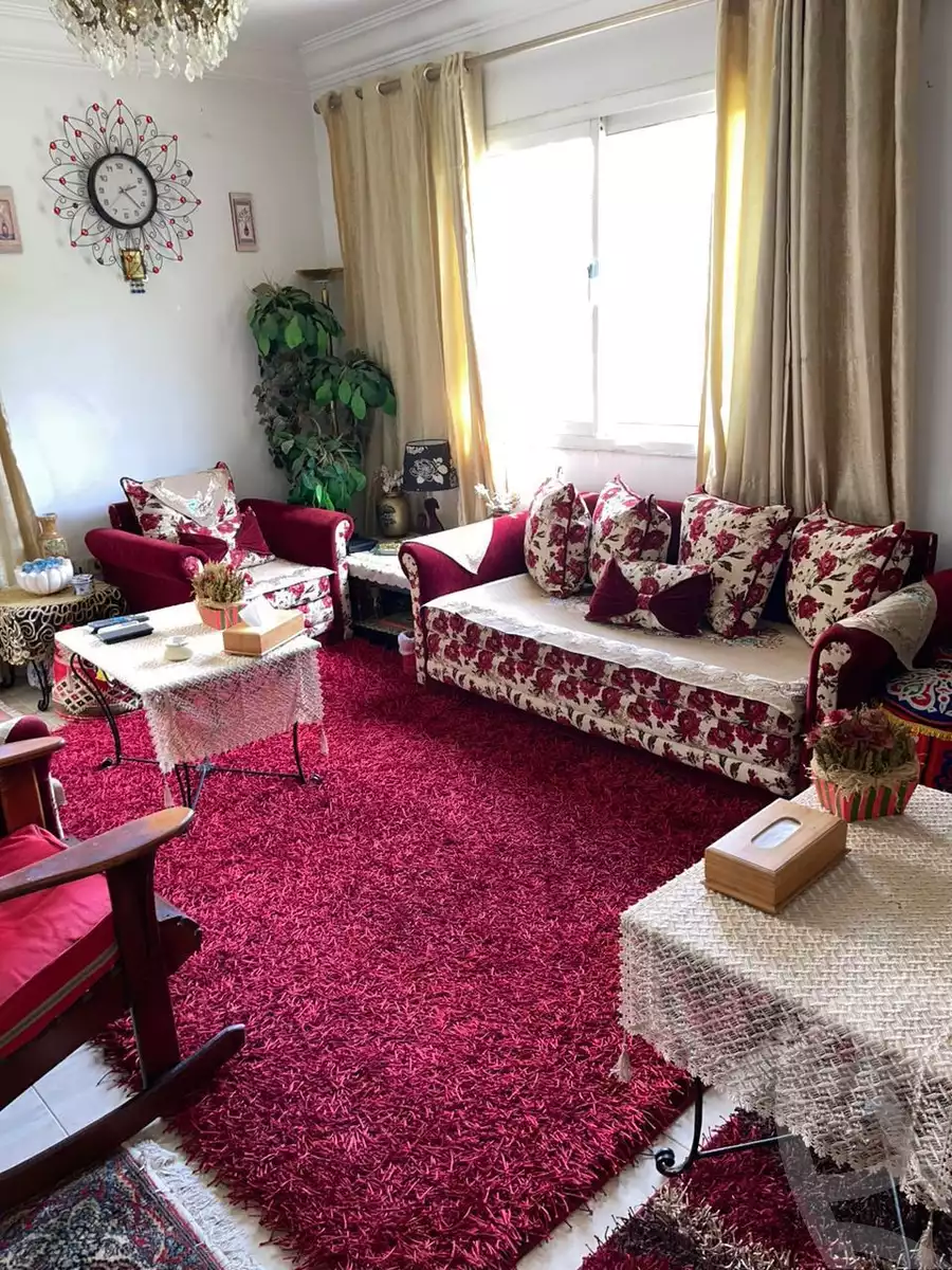 https://aqarmap.com.eg/en/listing/5563403-for-sale-cairo-el-sheikh-zayed-city-compounds-hadayek-el-mohandiseen