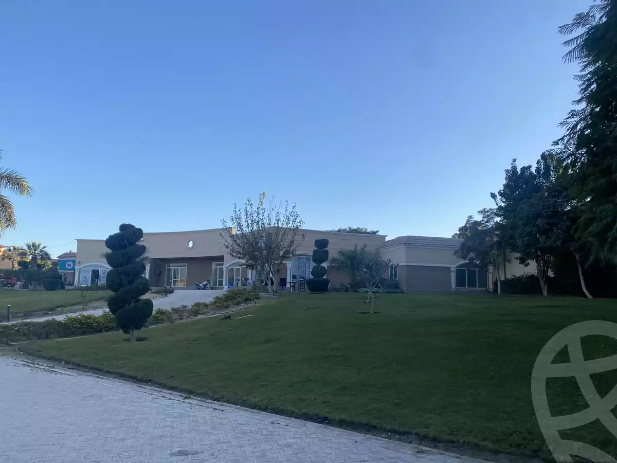 https://aqarmap.com.eg/ar/listing/5368313-for-sale-cairo-6th-of-october-compounds-mall-of-egypt-al-futtaim