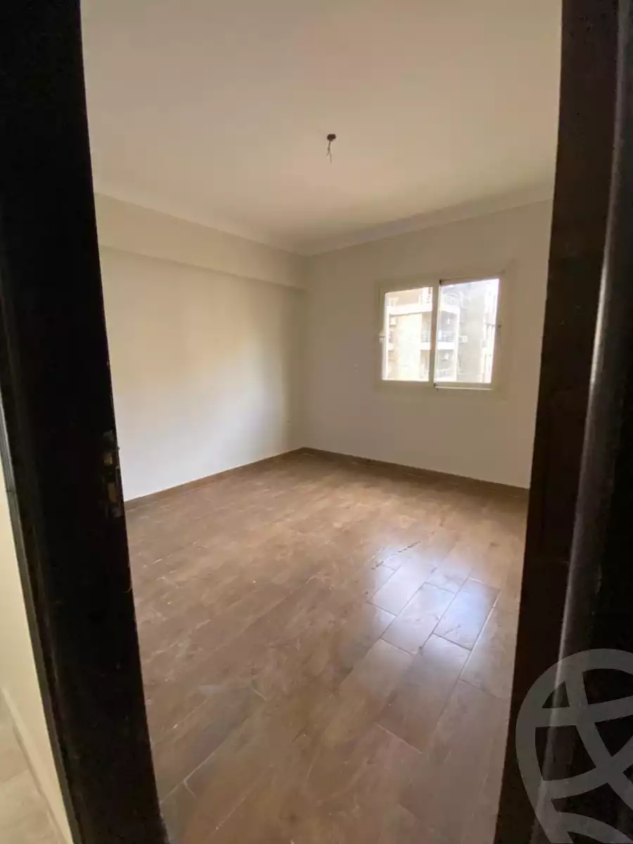 https://aqarmap.com.eg/en/listing/5566612-for-sale-cairo-el-sheikh-zayed-city-compounds-jn-zyd