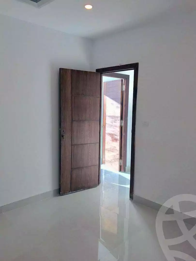 https://aqarmap.com.eg/en/listing/5570012-for-sale-cairo-el-sheikh-zayed-city-compounds