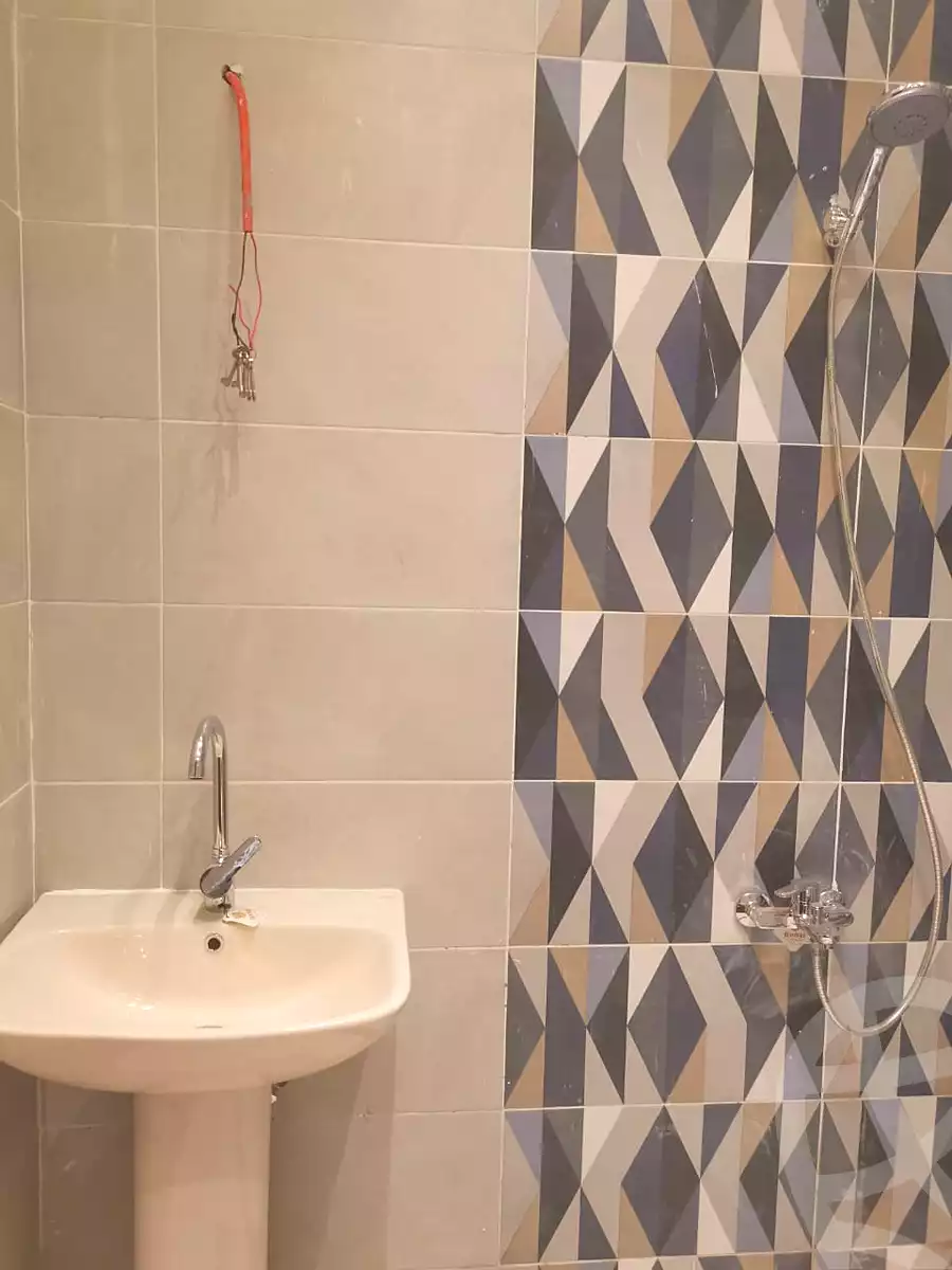 https://aqarmap.com.eg/en/listing/5572539-for-rent-cairo-6th-of-october-featured-neighborhood-first-touristic-village