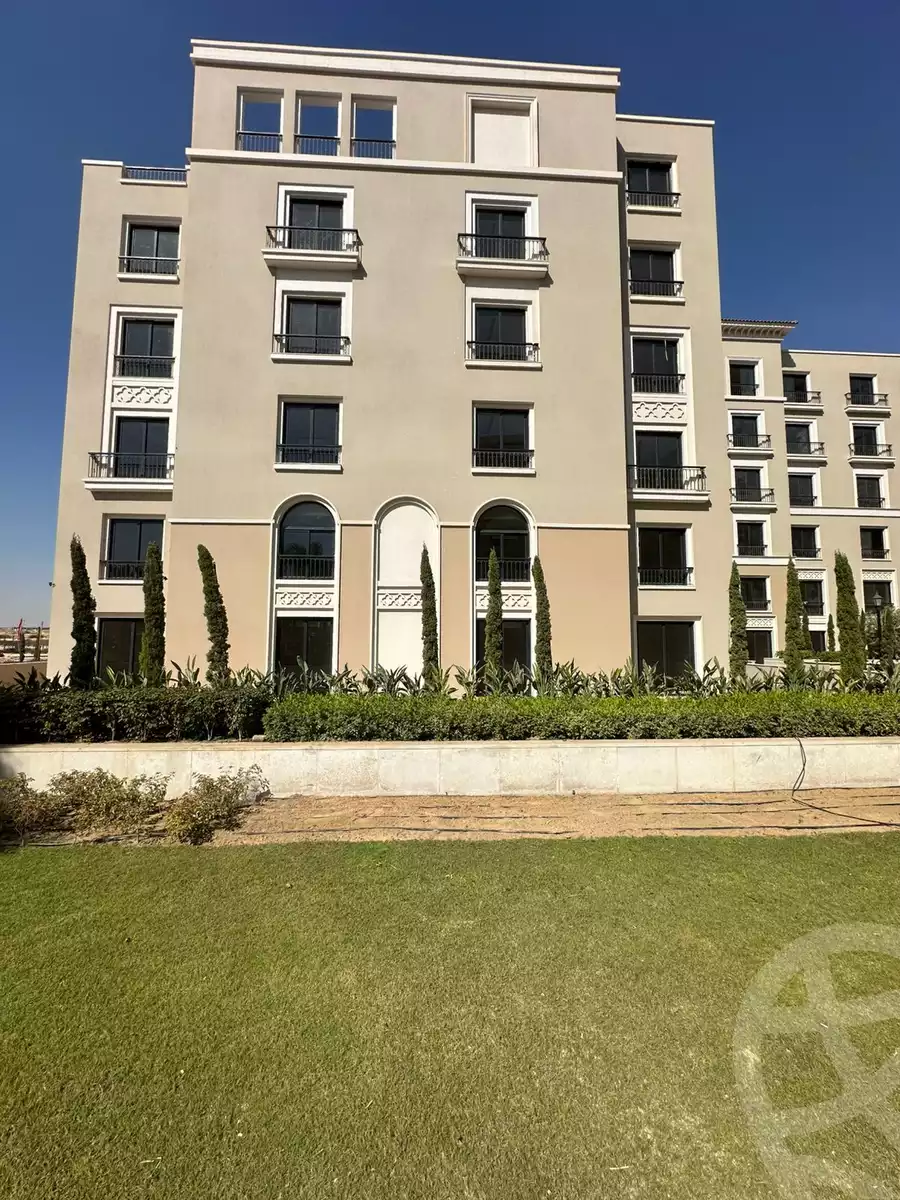 https://aqarmap.com.eg/en/listing/5575795-for-sale-cairo-el-sheikh-zayed-city-compounds-kmbwnd-fyldj-wyst-dr-llttwyr