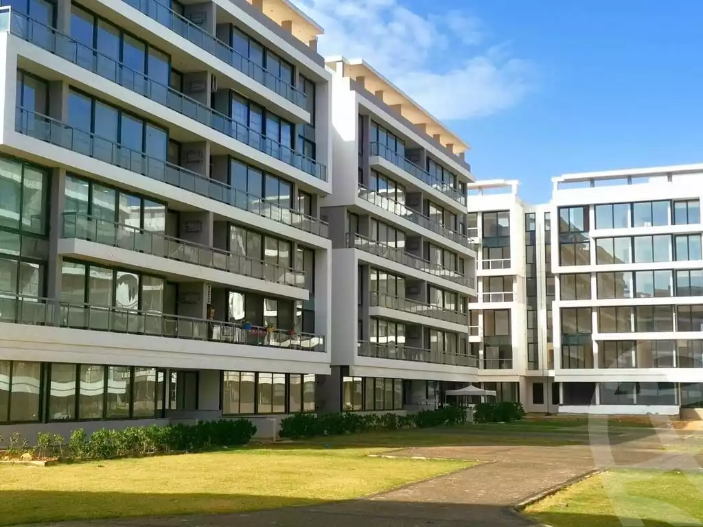 https://aqarmap.com.eg/en/listing/5578960-for-sale-cairo-6th-of-october-hadaeq-october-kmbwnd-fy-hdyq-ktwbr-lake-front