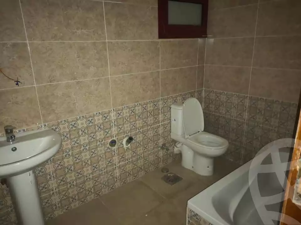 https://aqarmap.com.eg/ar/listing/5581623-for-rent-cairo-mokattam-lhdb-l-ly