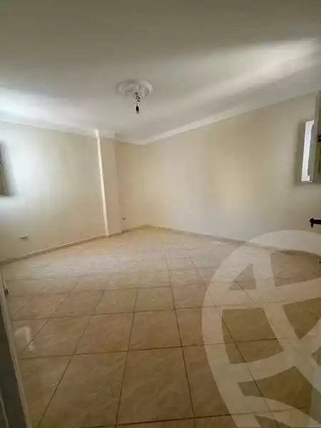 https://aqarmap.com.eg/en/listing/5581878-for-rent-alexandria-l-jmy-lbytsh-el-hay-st