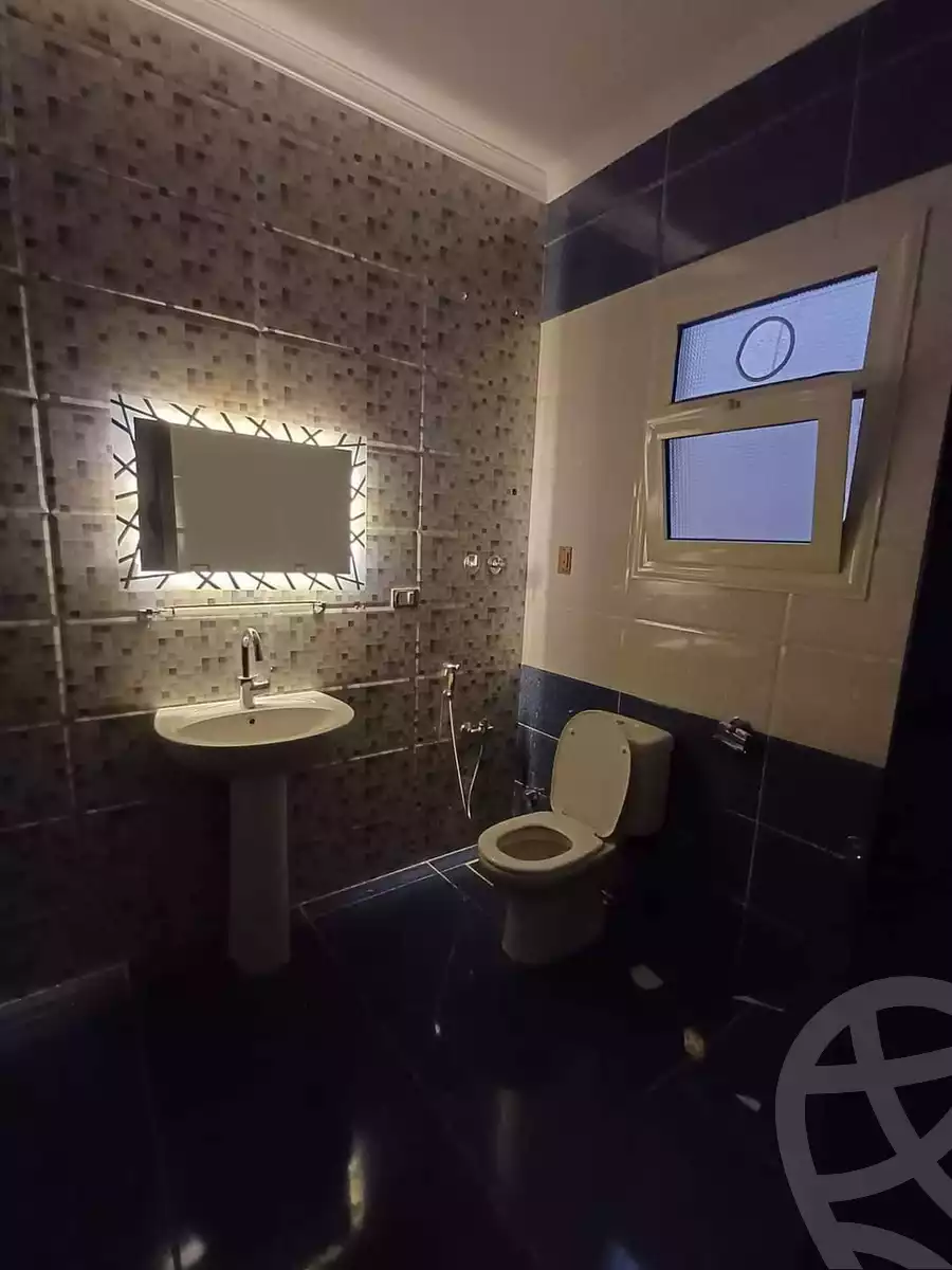https://aqarmap.com.eg/en/listing/5583454-for-rent-cairo-mokattam-lhdb-l-ly