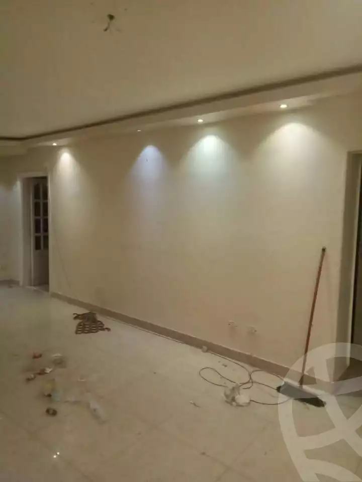 https://aqarmap.com.eg/ar/listing/5584923-for-rent-cairo-mokattam-lhdb-l-ly