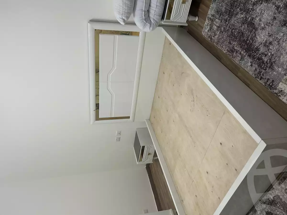 https://aqarmap.com.eg/en/listing/5585257-for-rent-cairo-el-sheikh-zayed-city-compounds-dh-drys