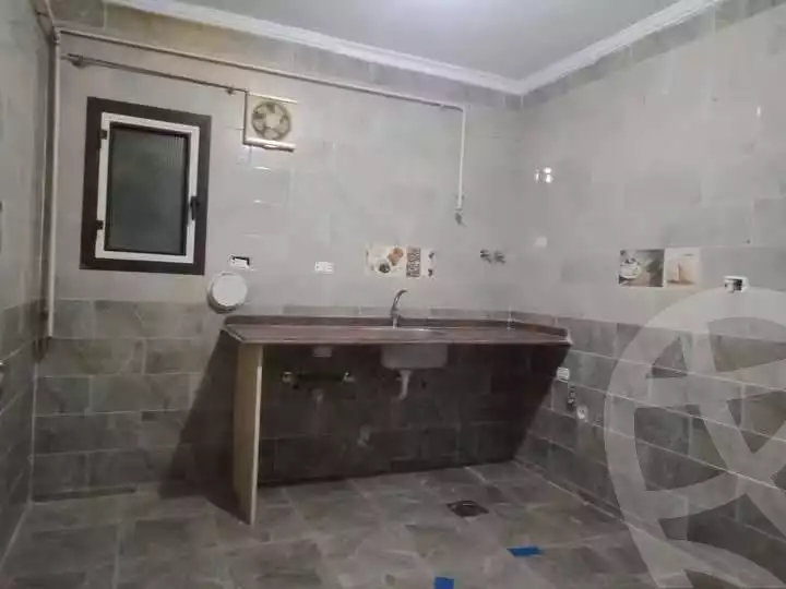 https://aqarmap.com.eg/ar/listing/5585542-for-rent-alexandria-l-jmy-lbytsh-bianchiii