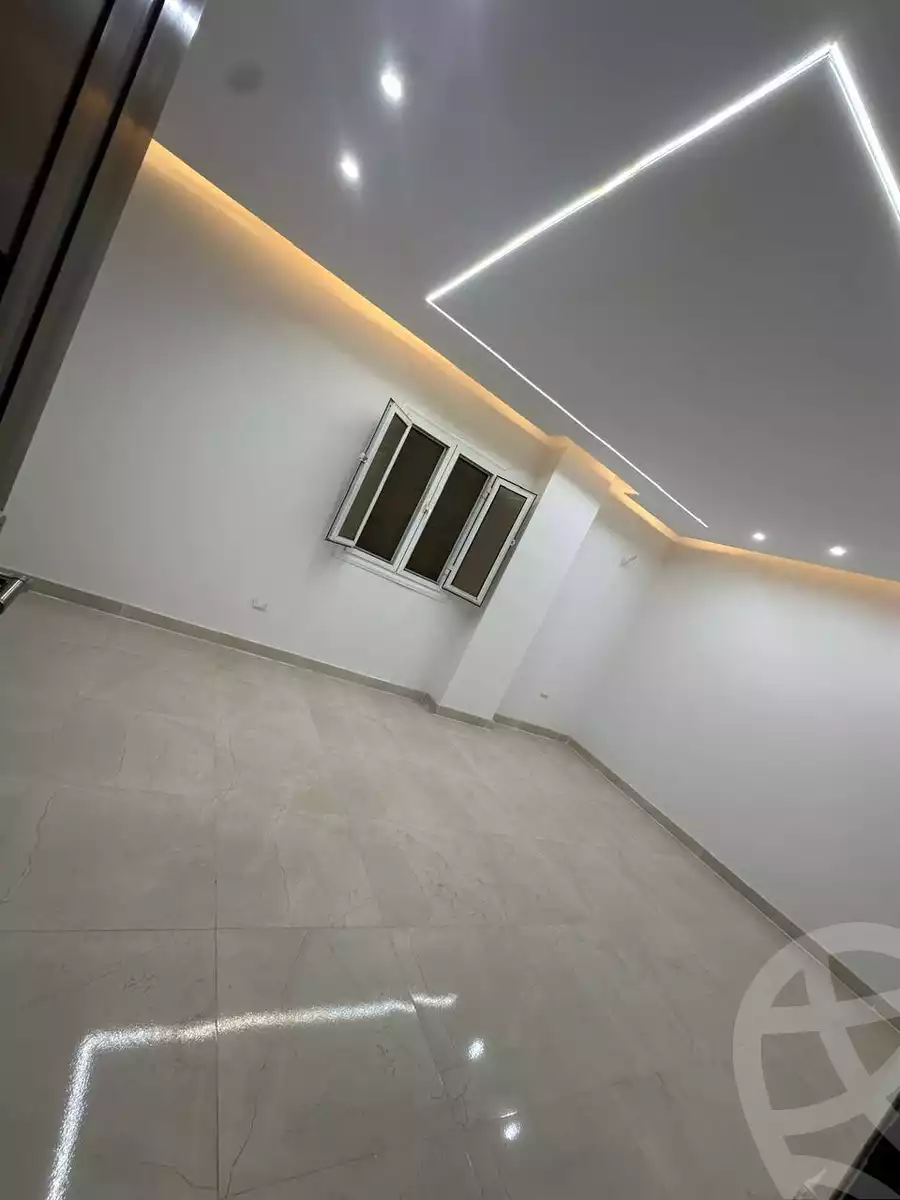 https://aqarmap.com.eg/en/listing/5589794-for-sale-cairo-mokattam-el-hadabah-el-wosta-6th-zone-salah-eldeen-alayobi-st