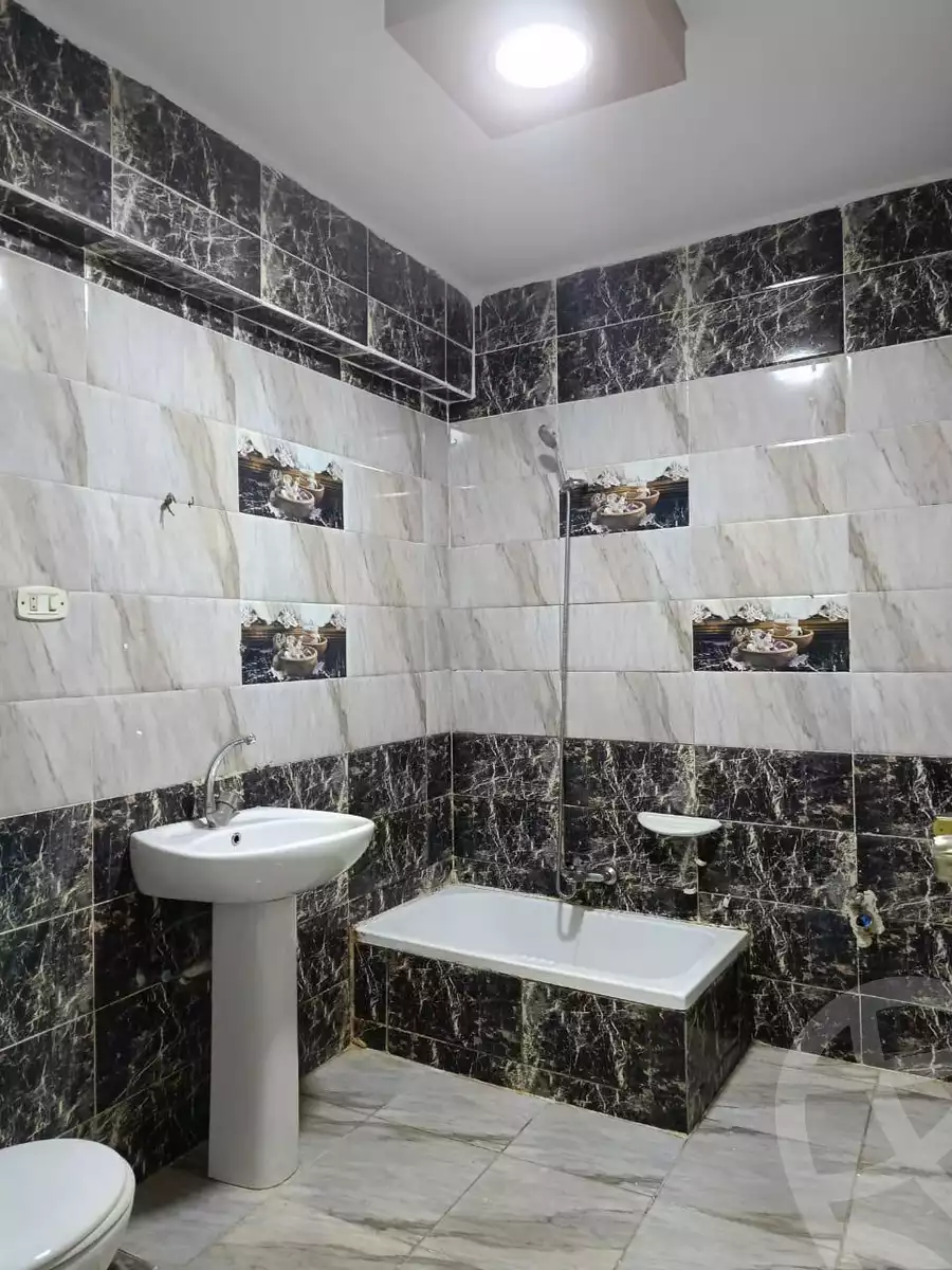 https://aqarmap.com.eg/en/listing/5590752-for-sale-alexandria-new-miami-el-quds-school-st