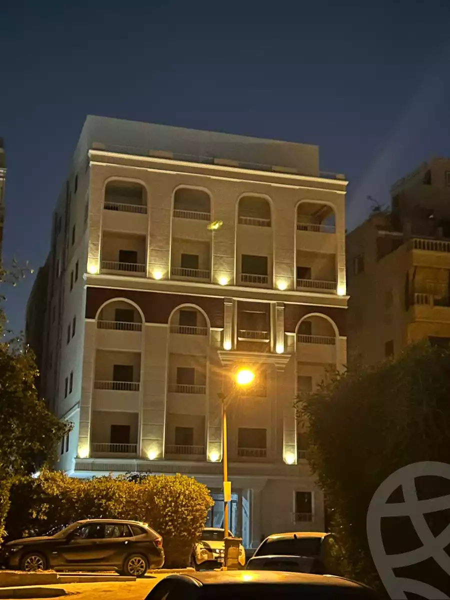 https://aqarmap.com.eg/en/listing/5592306-for-sale-cairo-mokattam-el-hadabah-el-wosta-7th-zone-street-33