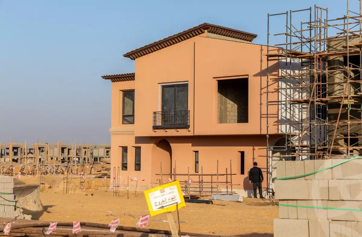 https://aqarmap.com.eg/en/listing/5593597-for-sale-cairo-el-sheikh-zayed-city-compounds-kmbwnd-fyldj-wyst-dr-llttwyr