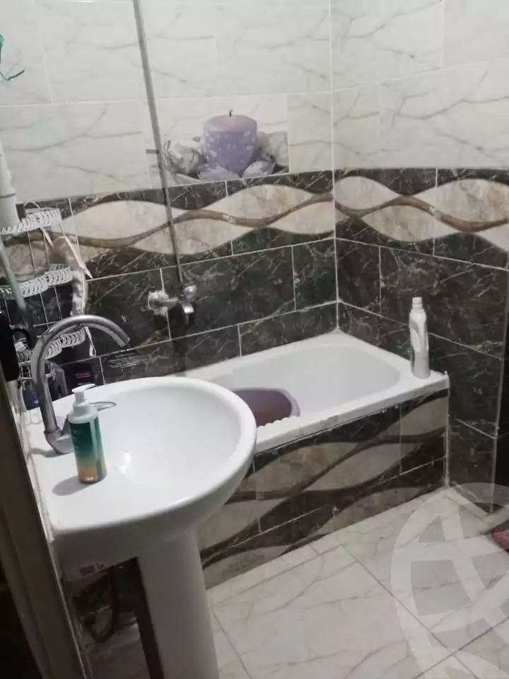 https://aqarmap.com.eg/en/listing/5914604-for-sale-alexandria-l-jmy-el-hanouvel-yathreb-st