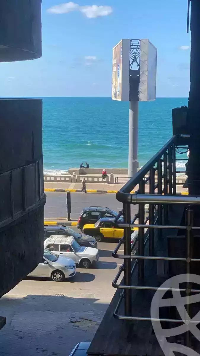 https://aqarmap.com.eg/en/listing/5597016-for-sale-alexandria-sporting-el-geish-road
